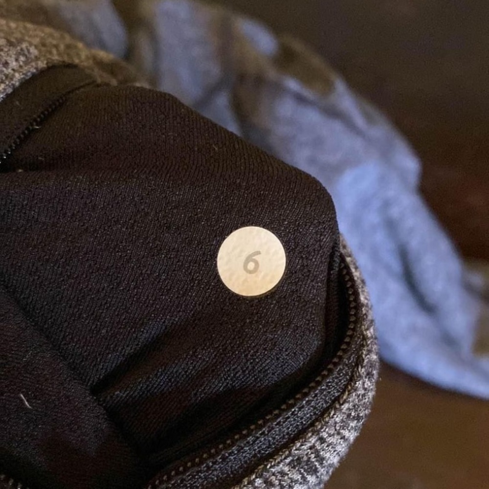 Lululemon Stride Jacket II With Logo - Picture 6 of 7